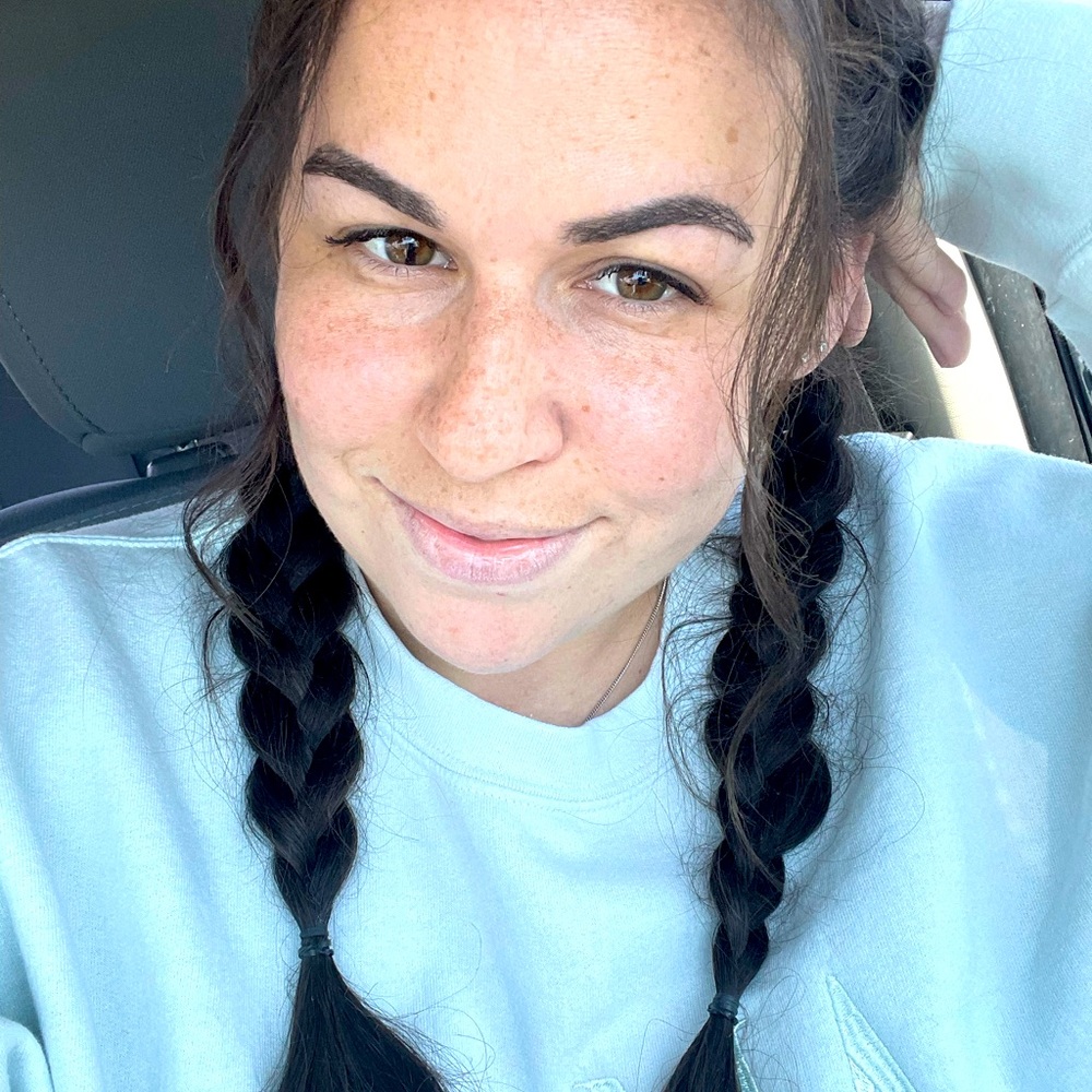 Meet your Posher, Alyssa